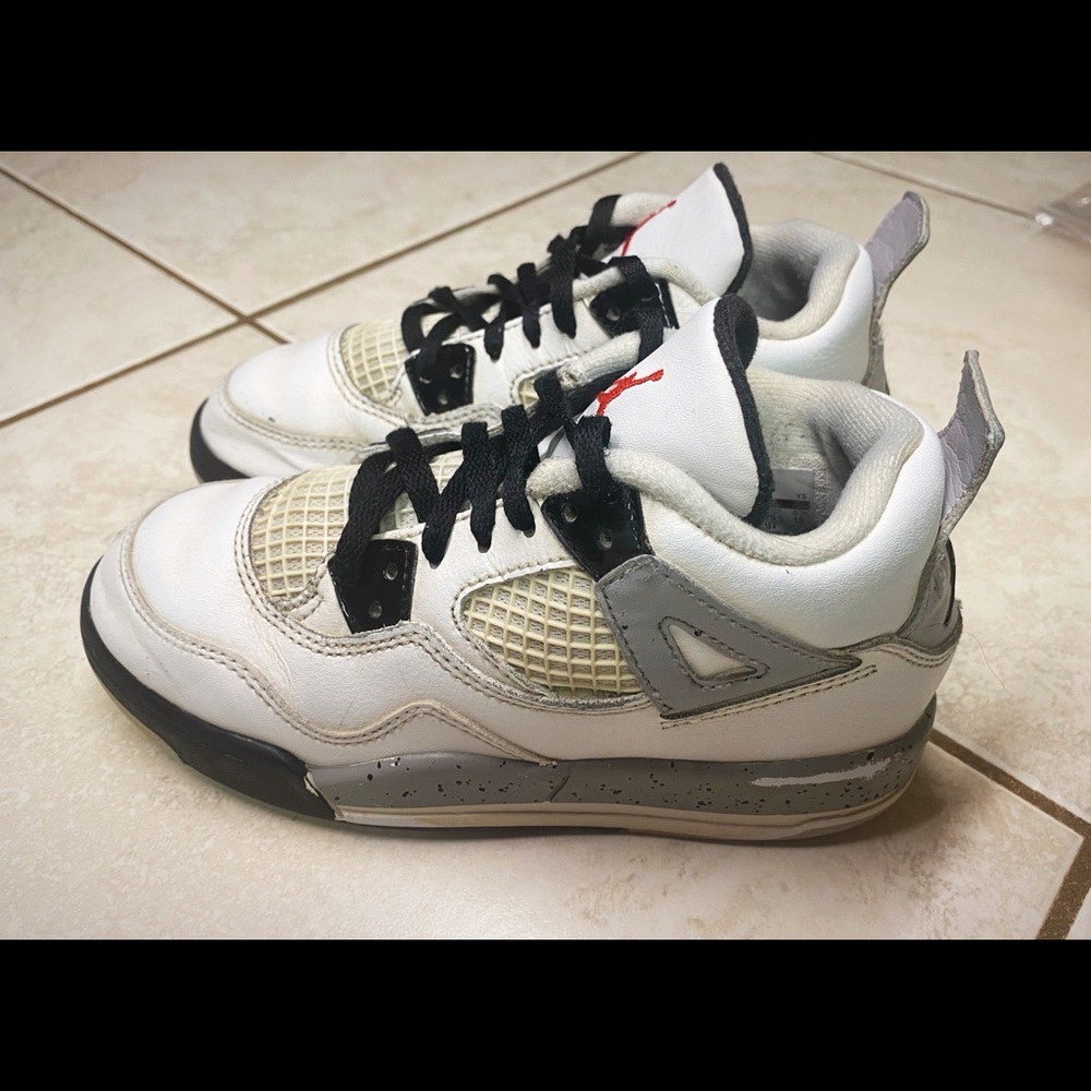 Jordan Cement 4’s size 12C